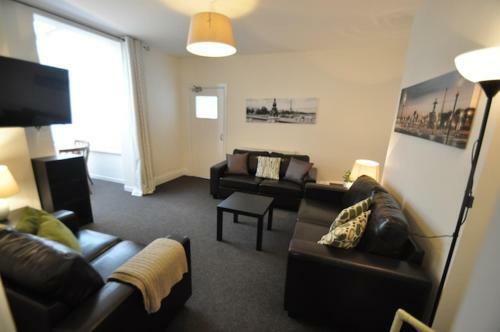 Hostal The Briars