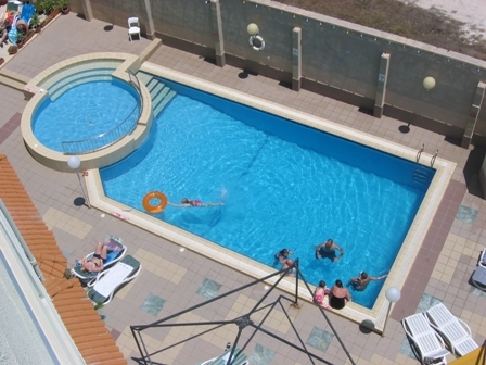 Mavina Hotel & Apartments
