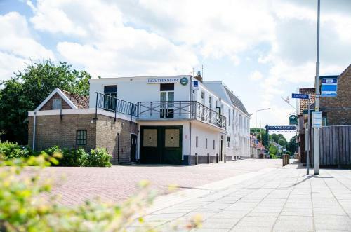 Hotel Hcr Teernstra