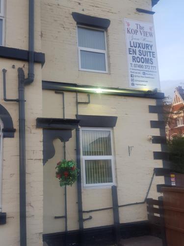 Hostal The Kop View