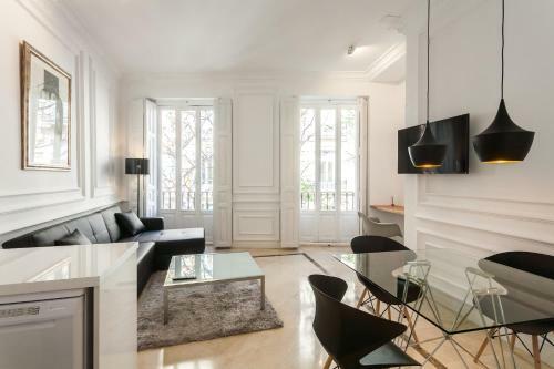 Apartamento Baron Suites Reina