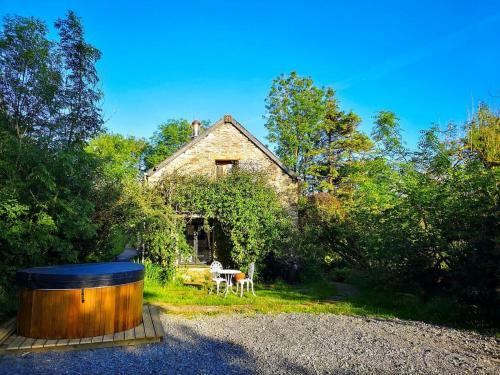 Mara Cottage