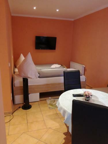 Hostal Guest House Schlo�wache-zerbst