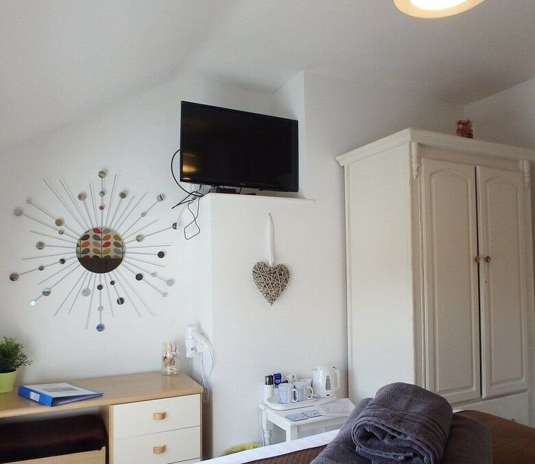 Hostal Saint Cadfans Lodge