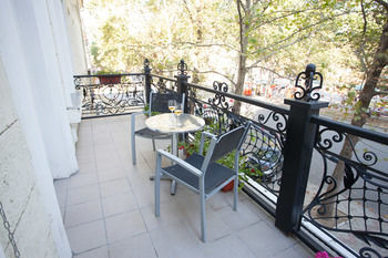 Kontinent Hotel