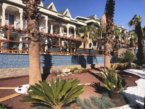 Green Forest Hotel - Adults Only