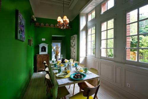 Hostal Une Nuit Au Ch�teau