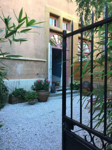 Hostal Une Nuit Au Ch�teau