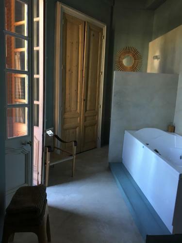 Hostal Une Nuit Au Ch�teau