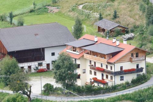 Hostal Pension & Seminarhof An Der March