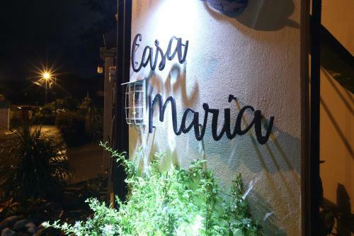 Casa Mar�a Aeropuerto B&B