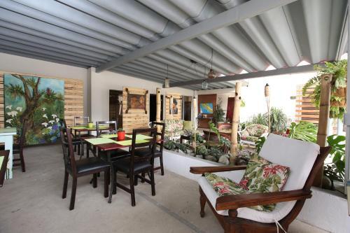 Casa Mar�a Aeropuerto B&B