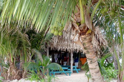 Hotel Ranguana Caye Cabanas