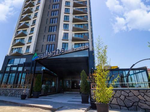 Hotel Alesha Suite