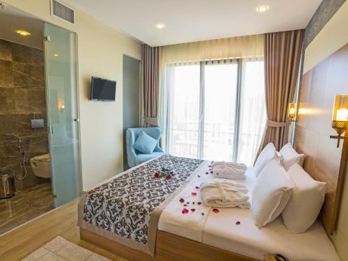 Hotel Alesha Suite