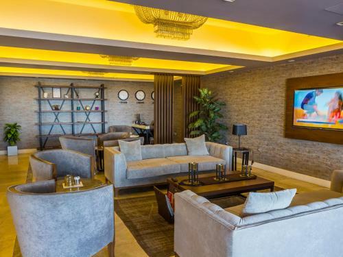 Hotel Alesha Suite