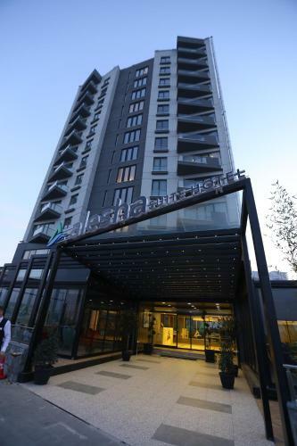 Hotel Alesha Suite