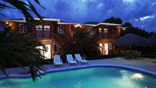 Hotel Y Caba�as Playa Caribe