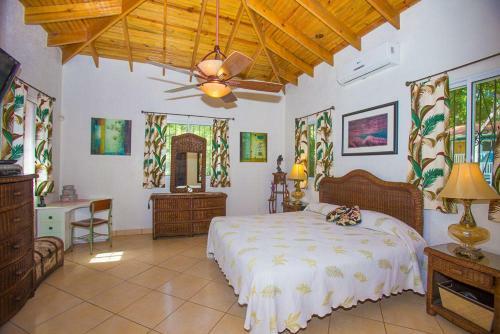 Bed & Breakfast Seaside Inn Roatan
