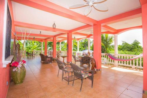 Bed & Breakfast Seaside Inn Roatan
