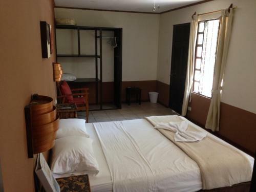 Bed & Breakfast Dos Palmas Country Inn