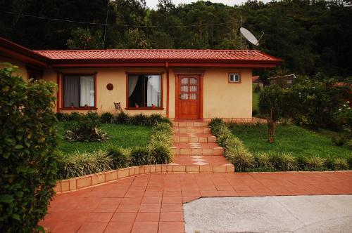 Hostal Bosque Del Tolomuco