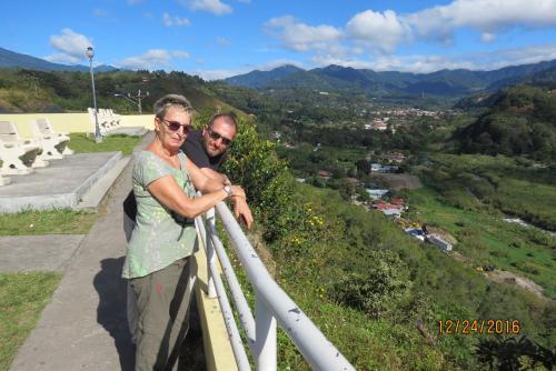 Bed & Breakfast Alto Boquete Hostal