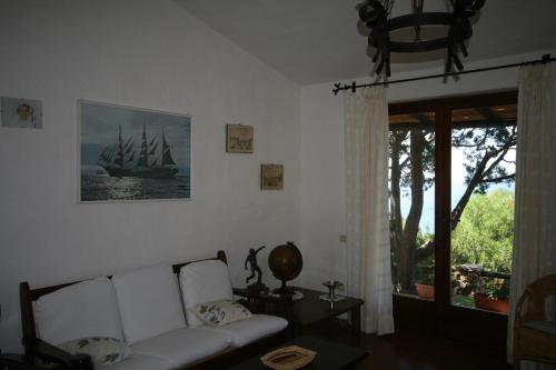 Three-bedroom Holiday Home In Torre Delle Stelle I