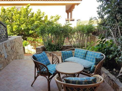 Baia De Bahas - Apartments & Resort