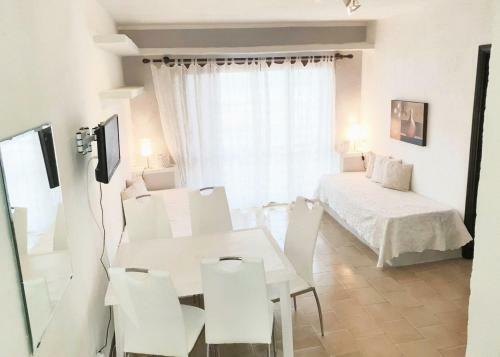 Baia De Bahas - Apartments & Resort