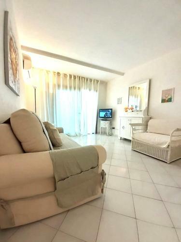 Baia De Bahas - Apartments & Resort