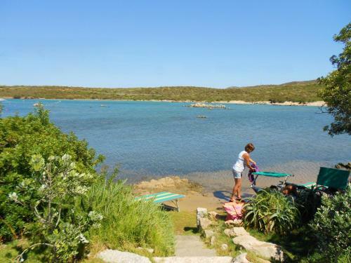 Baia De Bahas - Apartments & Resort