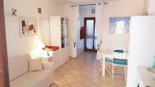 Baia De Bahas - Apartments & Resort