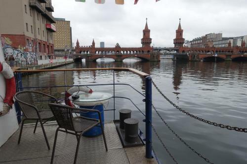 Hostal Eastern Comfort Hostel Boat