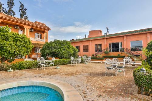 Hotel Al Bassatine
