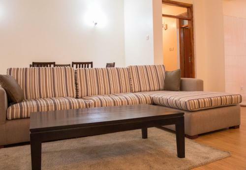 Crystal Glow Serviced Apartment
