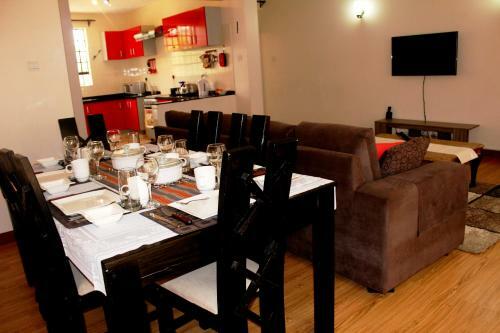 Crystal Glow Serviced Apartment