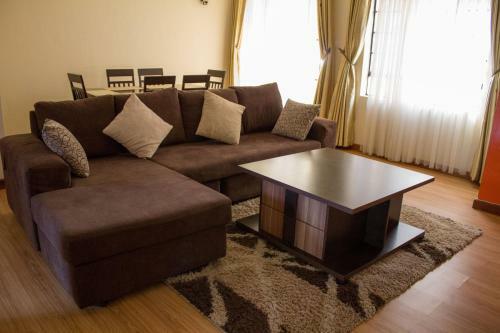 Crystal Glow Serviced Apartment