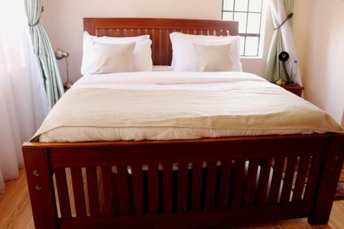 Crystal Glow Serviced Apartment