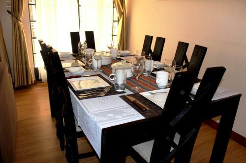 Crystal Glow Serviced Apartment