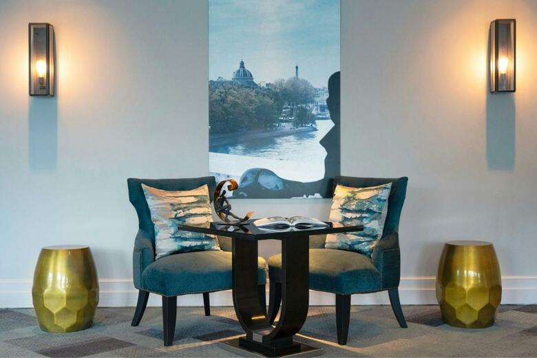 Renaissance Paris La Defense Hotel, A Marriott Luxury & Lifestyle Hotel