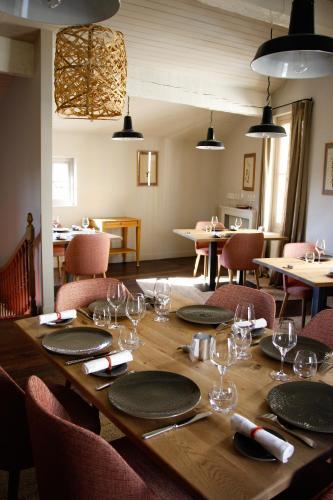 Hostal Logis De La Cad�ne