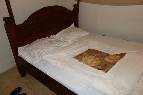 Hotel Yahoo Guest House