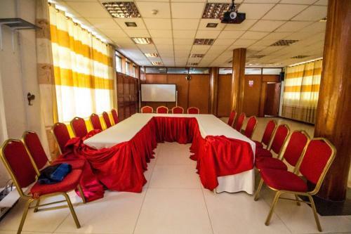 Sir Jose Hotel