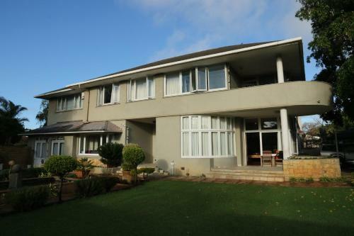 Hostal Lorraines On Lincoln Guest House