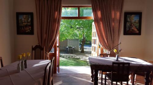 Hostal Lali's Guesthouse
