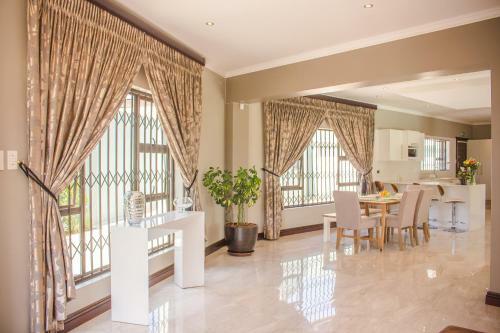 Villa Moshay