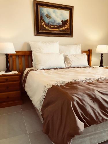 Hostal Eden Rose Manor