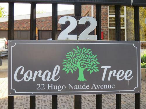 Hostal Coral Tree Guest Rooms
