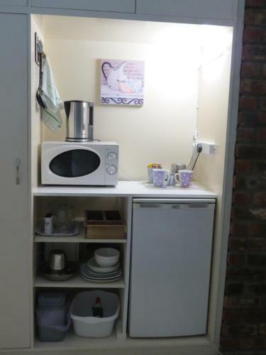 Hostal Coral Tree Guest Rooms